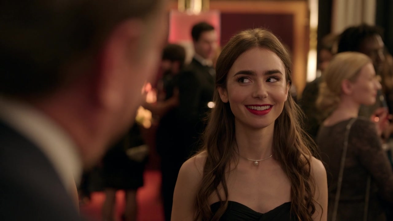 Emily_in_Paris_S01E02_Masculin_Feminin_720p_NF_WEB-DL_DDP5_1_x264-BTN_0263.jpg