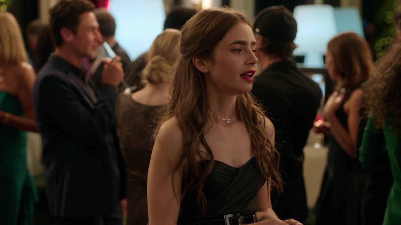 Emily_in_Paris_S01E02_Masculin_Feminin_720p_NF_WEB-DL_DDP5_1_x264-BTN_0317.jpg