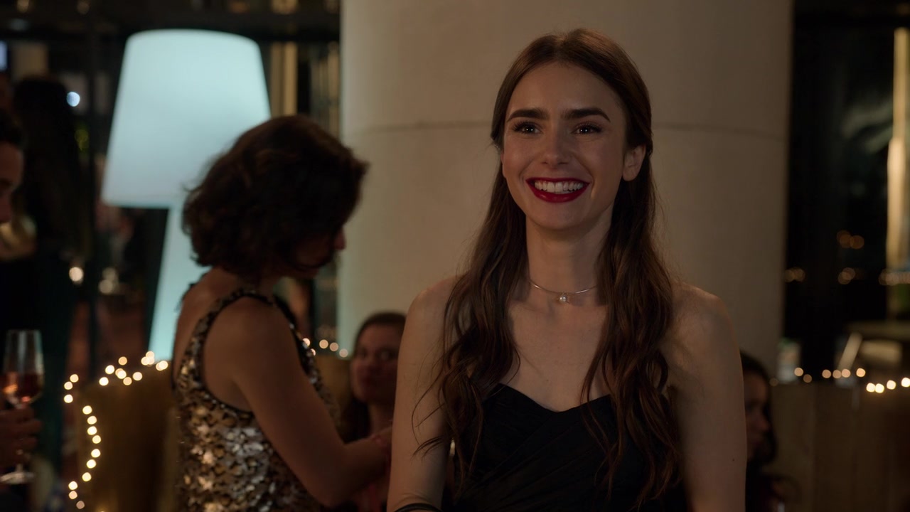 Emily_in_Paris_S01E02_Masculin_Feminin_720p_NF_WEB-DL_DDP5_1_x264-BTN_0321.jpg