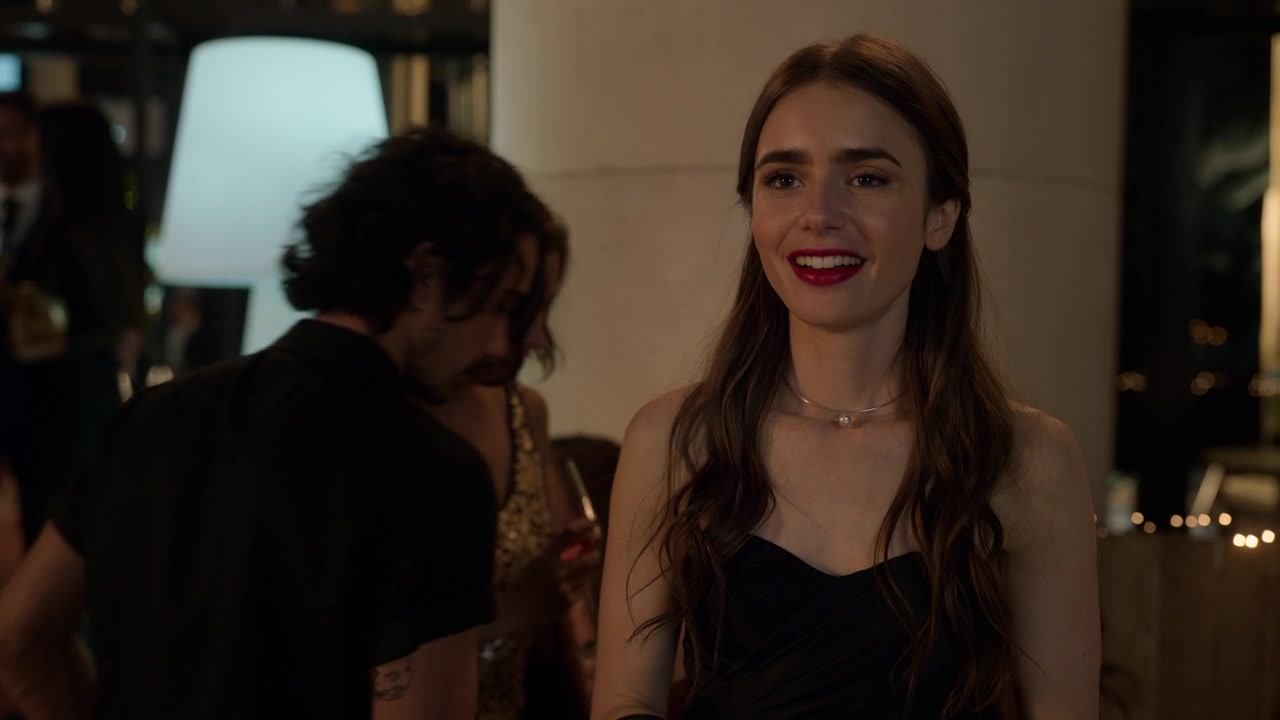 Emily_in_Paris_S01E02_Masculin_Feminin_720p_NF_WEB-DL_DDP5_1_x264-BTN_0323.jpg