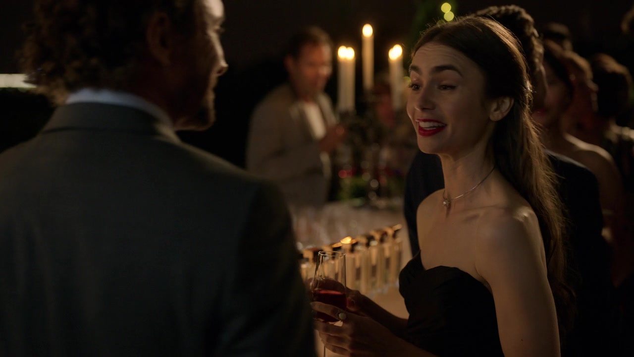 Emily_in_Paris_S01E02_Masculin_Feminin_720p_NF_WEB-DL_DDP5_1_x264-BTN_0328.jpg