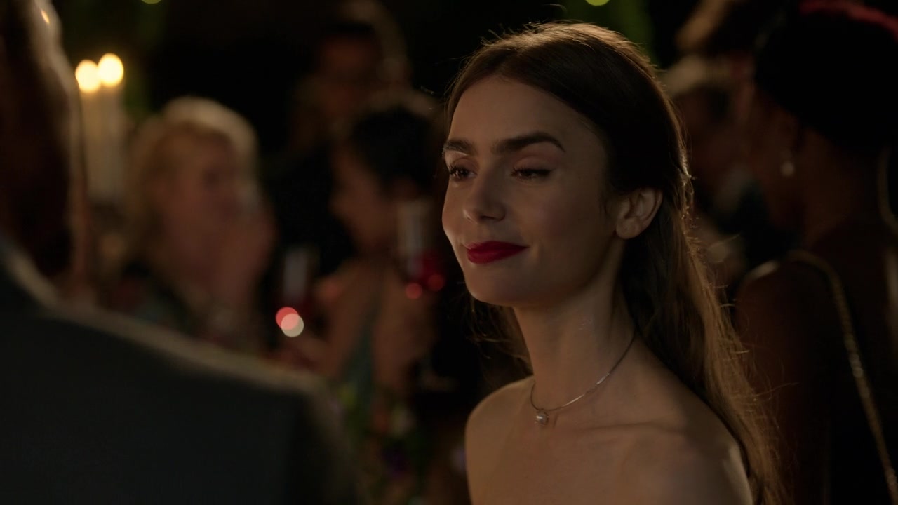 Emily_in_Paris_S01E02_Masculin_Feminin_720p_NF_WEB-DL_DDP5_1_x264-BTN_0360.jpg