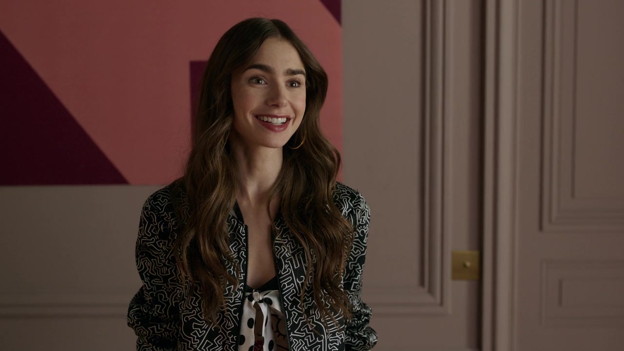 Emily_in_Paris_S01E02_Masculin_Feminin_720p_NF_WEB-DL_DDP5_1_x264-BTN_0465.jpg