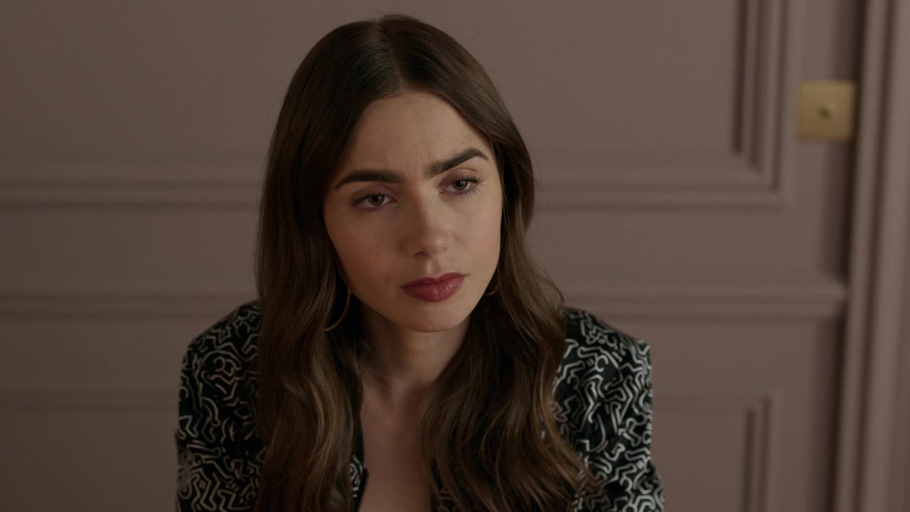 Emily_in_Paris_S01E02_Masculin_Feminin_720p_NF_WEB-DL_DDP5_1_x264-BTN_0536.jpg