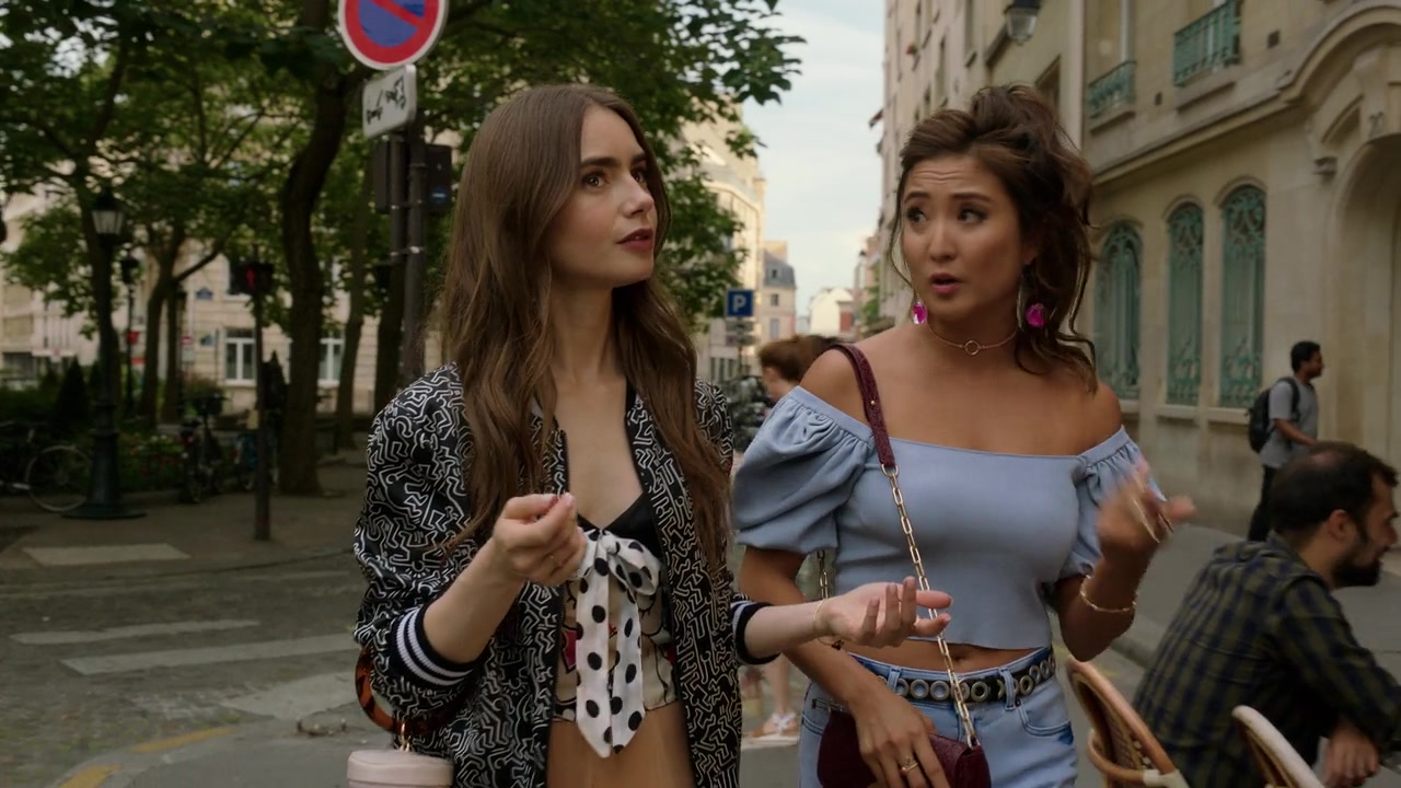 Emily_in_Paris_S01E02_Masculin_Feminin_720p_NF_WEB-DL_DDP5_1_x264-BTN_0595.jpg