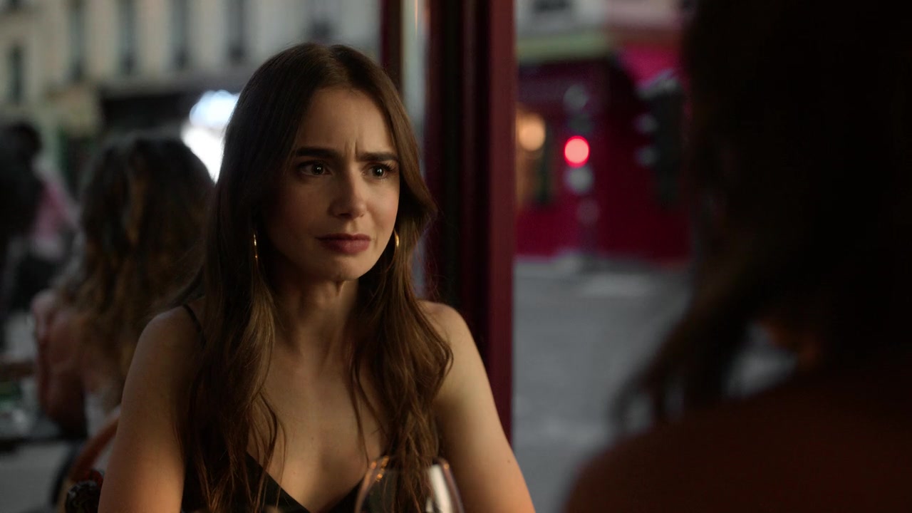 Emily_in_Paris_S01E02_Masculin_Feminin_720p_NF_WEB-DL_DDP5_1_x264-BTN_0667.jpg
