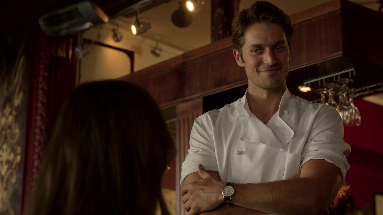 Emily_in_Paris_S01E02_Masculin_Feminin_720p_NF_WEB-DL_DDP5_1_x264-BTN_0719.jpg