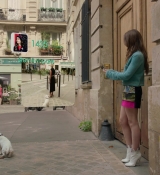 Emily_in_Paris_S01E02_Masculin_Feminin_720p_NF_WEB-DL_DDP5_1_x264-BTN_0092.jpg