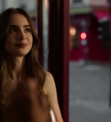 Emily_in_Paris_S01E02_Masculin_Feminin_720p_NF_WEB-DL_DDP5_1_x264-BTN_0673.jpg