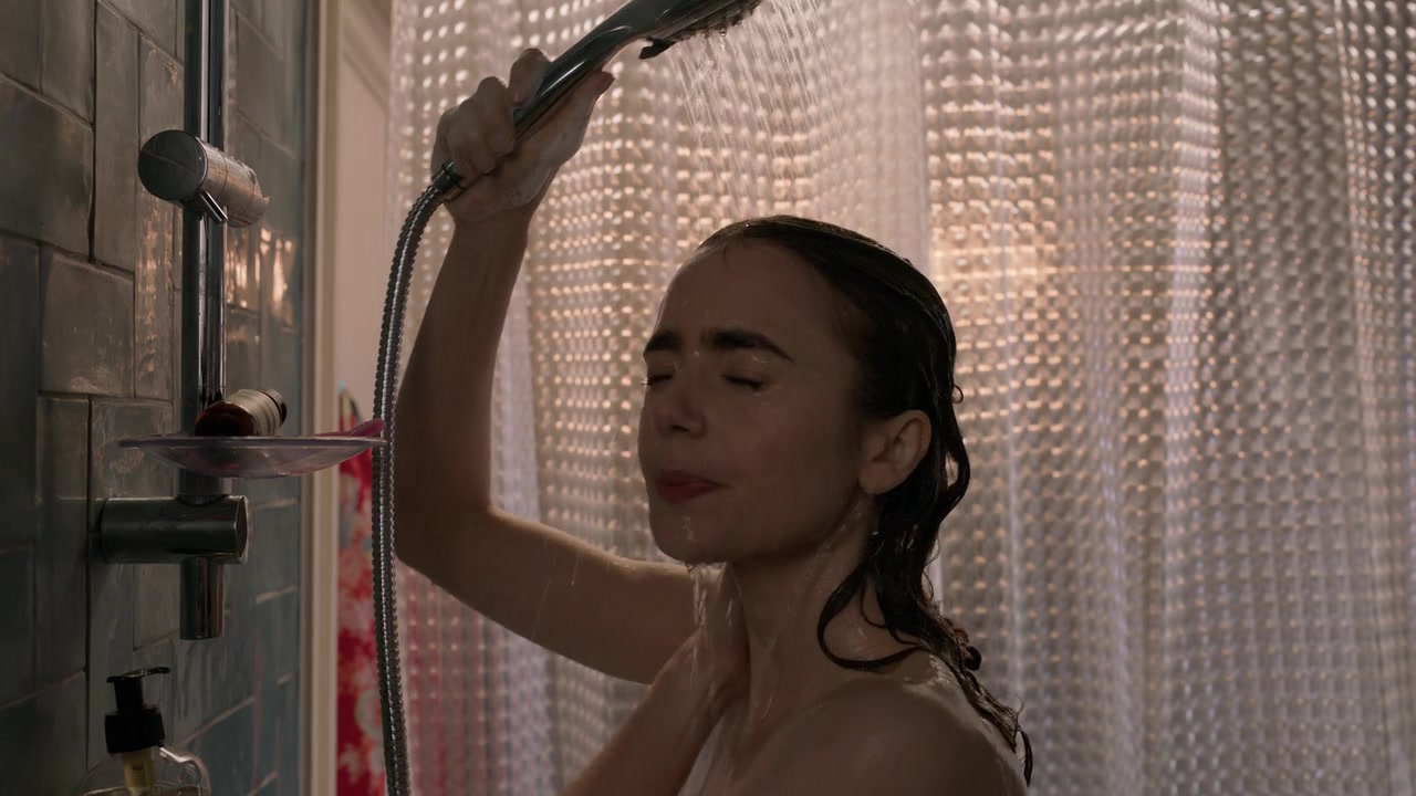 Emily_in_Paris_S01E03_Sexy_or_Sexist_720p_NF_WEB-DL_DDP5_1_x264-BTN_0109.jpg Emily_in_Paris_S01E03_Sexy_or_Sexist_720p_NF_WEB-DL_DDP5_1_x264-BTN_0109.jpg