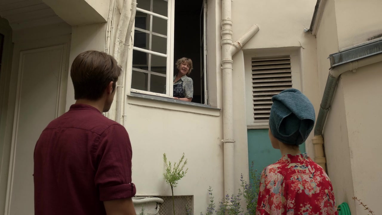 Emily_in_Paris_S01E03_Sexy_or_Sexist_720p_NF_WEB-DL_DDP5_1_x264-BTN_0159.jpg Emily_in_Paris_S01E03_Sexy_or_Sexist_720p_NF_WEB-DL_DDP5_1_x264-BTN_0159.jpg