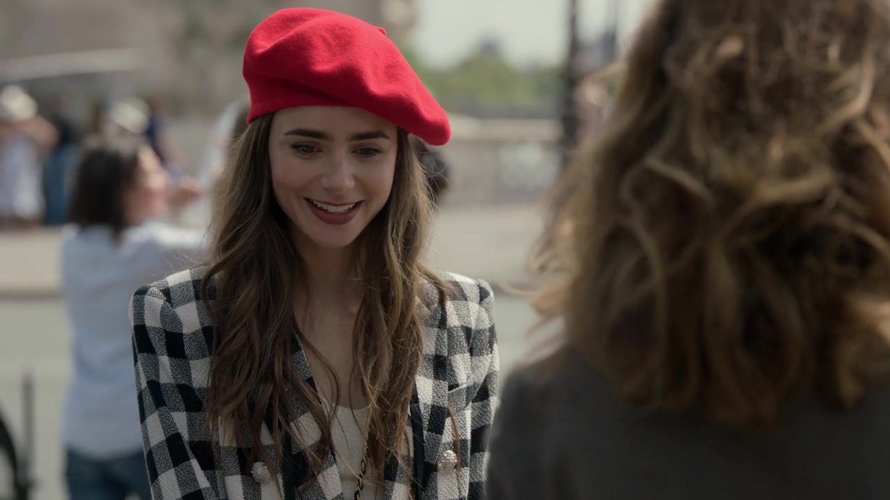 Emily_in_Paris_S01E03_Sexy_or_Sexist_720p_NF_WEB-DL_DDP5_1_x264-BTN_0325.jpg Emily_in_Paris_S01E03_Sexy_or_Sexist_720p_NF_WEB-DL_DDP5_1_x264-BTN_0325.jpg