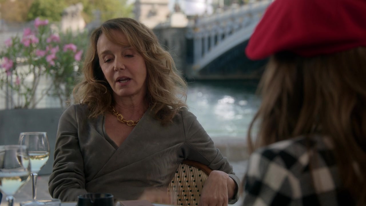 Emily_in_Paris_S01E03_Sexy_or_Sexist_720p_NF_WEB-DL_DDP5_1_x264-BTN_0456.jpg Emily_in_Paris_S01E03_Sexy_or_Sexist_720p_NF_WEB-DL_DDP5_1_x264-BTN_0456.jpg