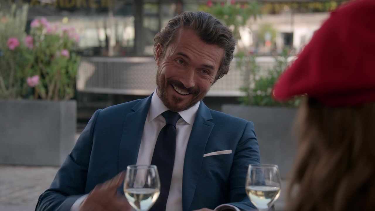 Emily_in_Paris_S01E03_Sexy_or_Sexist_720p_NF_WEB-DL_DDP5_1_x264-BTN_0489.jpg Emily_in_Paris_S01E03_Sexy_or_Sexist_720p_NF_WEB-DL_DDP5_1_x264-BTN_0489.jpg