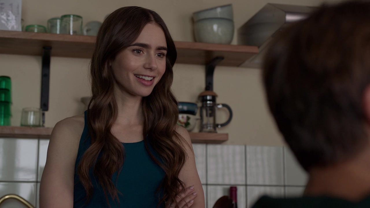 Emily_in_Paris_S01E03_Sexy_or_Sexist_720p_NF_WEB-DL_DDP5_1_x264-BTN_0560.jpg Emily_in_Paris_S01E03_Sexy_or_Sexist_720p_NF_WEB-DL_DDP5_1_x264-BTN_0560.jpg