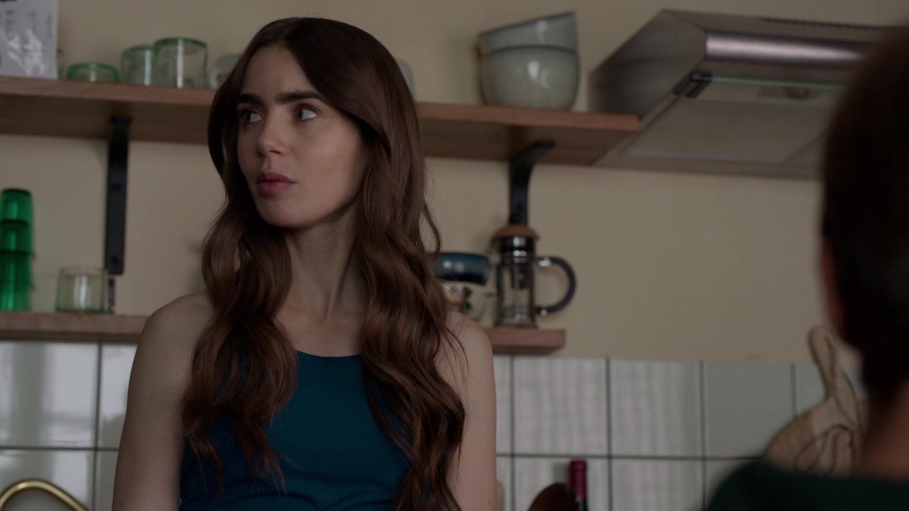 Emily_in_Paris_S01E03_Sexy_or_Sexist_720p_NF_WEB-DL_DDP5_1_x264-BTN_0579.jpg Emily_in_Paris_S01E03_Sexy_or_Sexist_720p_NF_WEB-DL_DDP5_1_x264-BTN_0579.jpg