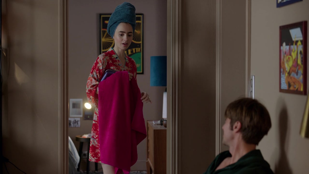 Emily_in_Paris_S01E03_Sexy_or_Sexist_720p_NF_WEB-DL_DDP5_1_x264-BTN_0597.jpg Emily_in_Paris_S01E03_Sexy_or_Sexist_720p_NF_WEB-DL_DDP5_1_x264-BTN_0597.jpg