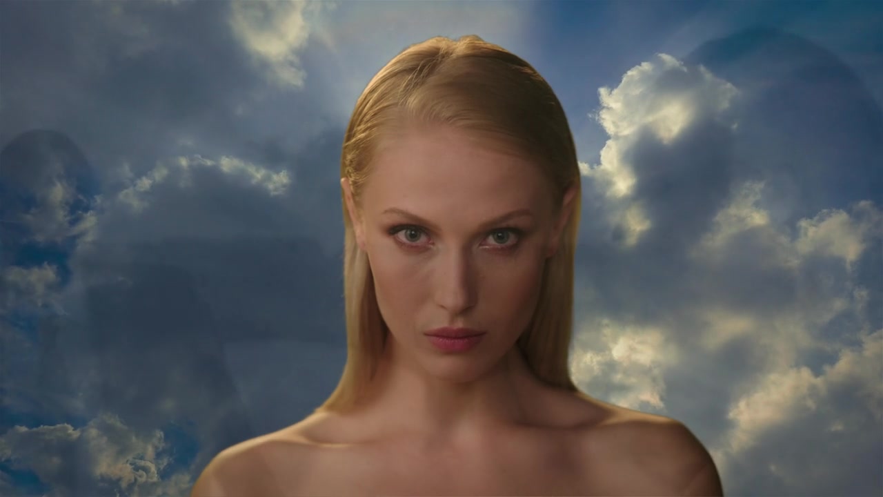 Emily_in_Paris_S01E03_Sexy_or_Sexist_720p_NF_WEB-DL_DDP5_1_x264-BTN_0736.jpg