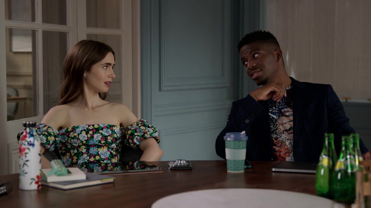 Emily_in_Paris_S01E03_Sexy_or_Sexist_720p_NF_WEB-DL_DDP5_1_x264-BTN_0752.jpg