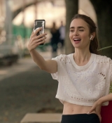 Emily_in_Paris_S01E03_Sexy_or_Sexist_720p_NF_WEB-DL_DDP5_1_x264-BTN_0042.jpg