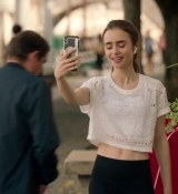 Emily_in_Paris_S01E03_Sexy_or_Sexist_720p_NF_WEB-DL_DDP5_1_x264-BTN_0069.jpg