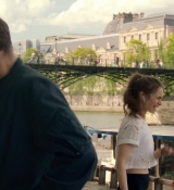 Emily_in_Paris_S01E03_Sexy_or_Sexist_720p_NF_WEB-DL_DDP5_1_x264-BTN_0077.jpg
