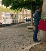 Emily_in_Paris_S01E03_Sexy_or_Sexist_720p_NF_WEB-DL_DDP5_1_x264-BTN_0081.jpg