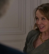 Emily_in_Paris_S01E03_Sexy_or_Sexist_720p_NF_WEB-DL_DDP5_1_x264-BTN_0282.jpg