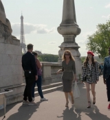 Emily_in_Paris_S01E03_Sexy_or_Sexist_720p_NF_WEB-DL_DDP5_1_x264-BTN_0299.jpg