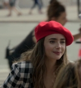 Emily_in_Paris_S01E03_Sexy_or_Sexist_720p_NF_WEB-DL_DDP5_1_x264-BTN_0333.jpg