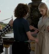 Emily_in_Paris_S01E03_Sexy_or_Sexist_720p_NF_WEB-DL_DDP5_1_x264-BTN_0374.jpg