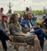 Emily_in_Paris_S01E03_Sexy_or_Sexist_720p_NF_WEB-DL_DDP5_1_x264-BTN_0388.jpg