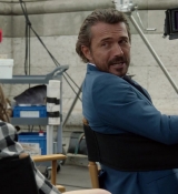 Emily_in_Paris_S01E03_Sexy_or_Sexist_720p_NF_WEB-DL_DDP5_1_x264-BTN_0407.jpg