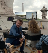Emily_in_Paris_S01E03_Sexy_or_Sexist_720p_NF_WEB-DL_DDP5_1_x264-BTN_0418.jpg
