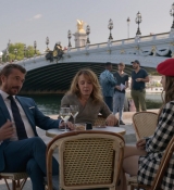 Emily_in_Paris_S01E03_Sexy_or_Sexist_720p_NF_WEB-DL_DDP5_1_x264-BTN_0426.jpg