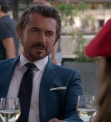 Emily_in_Paris_S01E03_Sexy_or_Sexist_720p_NF_WEB-DL_DDP5_1_x264-BTN_0450.jpg