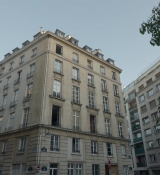 Emily_in_Paris_S01E03_Sexy_or_Sexist_720p_NF_WEB-DL_DDP5_1_x264-BTN_0502.jpg