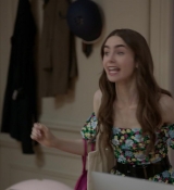 Emily_in_Paris_S01E03_Sexy_or_Sexist_720p_NF_WEB-DL_DDP5_1_x264-BTN_0687.jpg