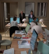 Emily_in_Paris_S01E03_Sexy_or_Sexist_720p_NF_WEB-DL_DDP5_1_x264-BTN_0688.jpg