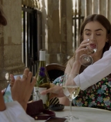 Emily_in_Paris_S01E03_Sexy_or_Sexist_720p_NF_WEB-DL_DDP5_1_x264-BTN_0697.jpg