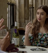 Emily_in_Paris_S01E03_Sexy_or_Sexist_720p_NF_WEB-DL_DDP5_1_x264-BTN_0729.jpg