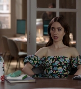 Emily_in_Paris_S01E03_Sexy_or_Sexist_720p_NF_WEB-DL_DDP5_1_x264-BTN_0762.jpg