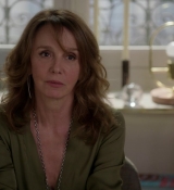 Emily_in_Paris_S01E03_Sexy_or_Sexist_720p_NF_WEB-DL_DDP5_1_x264-BTN_0831.jpg