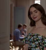 Emily_in_Paris_S01E03_Sexy_or_Sexist_720p_NF_WEB-DL_DDP5_1_x264-BTN_0841.jpg