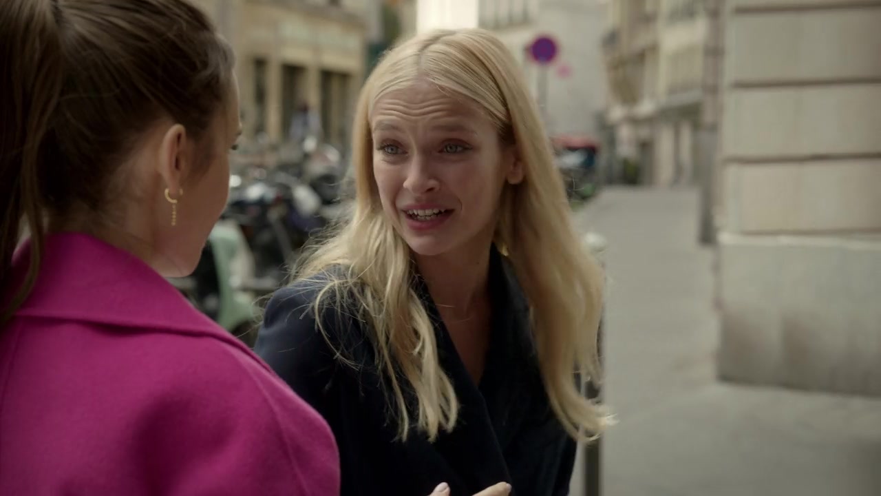 Emily_in_Paris_S01E04_A_Kiss_Is_Just_A_Kiss_720p_NF_WEB-DL_DDP5_1_x264-BTN_0129.jpg Emily_in_Paris_S01E04_A_Kiss_Is_Just_A_Kiss_720p_NF_WEB-DL_DDP5_1_x264-BTN_0129.jpg