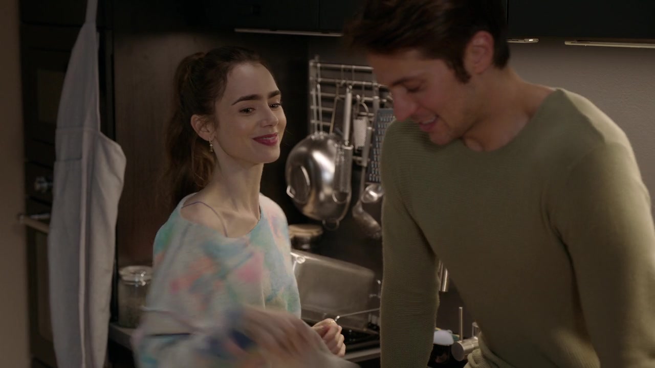 Emily_in_Paris_S01E04_A_Kiss_Is_Just_A_Kiss_720p_NF_WEB-DL_DDP5_1_x264-BTN_0259.jpg Emily_in_Paris_S01E04_A_Kiss_Is_Just_A_Kiss_720p_NF_WEB-DL_DDP5_1_x264-BTN_0259.jpg