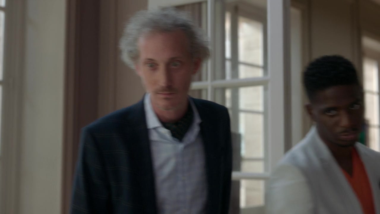 Emily_in_Paris_S01E04_A_Kiss_Is_Just_A_Kiss_720p_NF_WEB-DL_DDP5_1_x264-BTN_0397.jpg Emily_in_Paris_S01E04_A_Kiss_Is_Just_A_Kiss_720p_NF_WEB-DL_DDP5_1_x264-BTN_0397.jpg