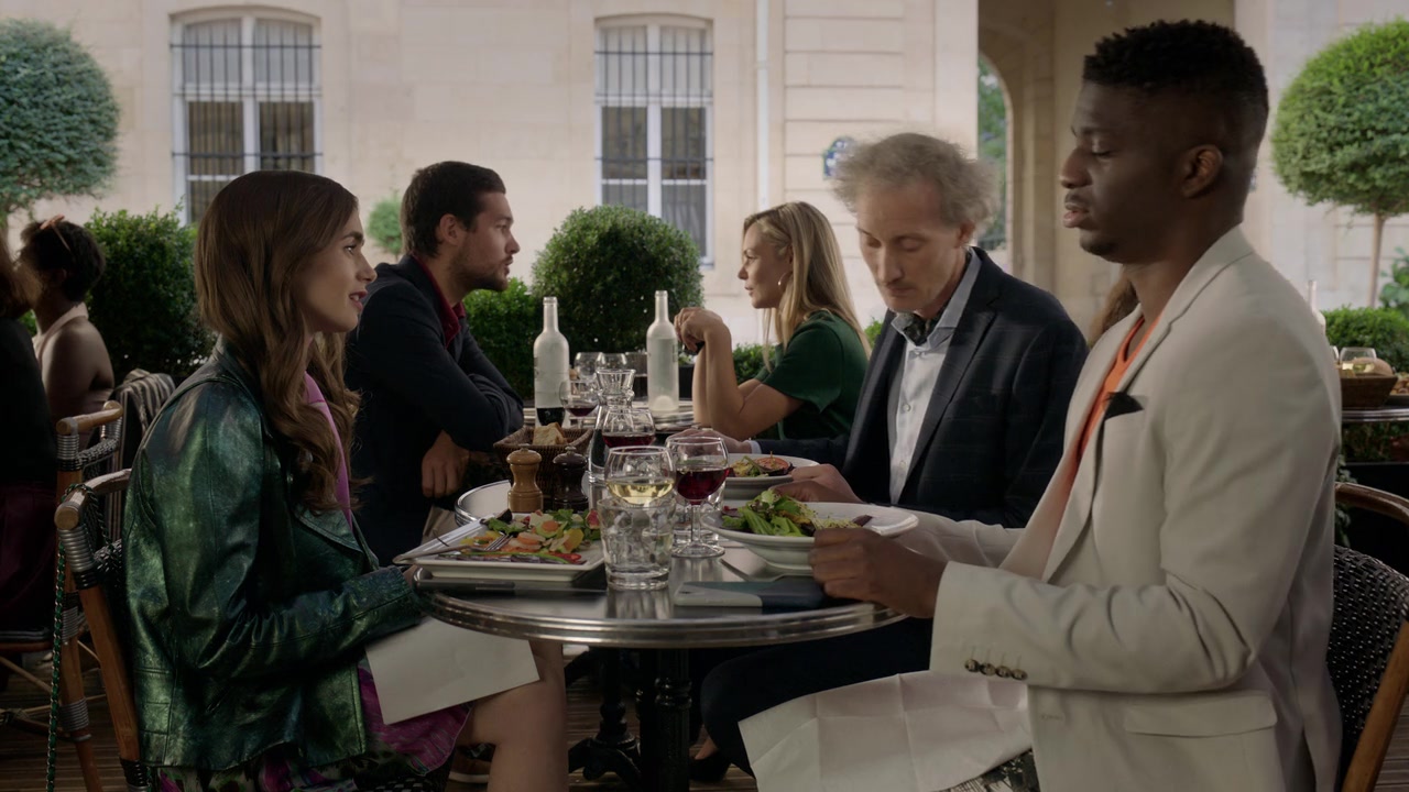 Emily_in_Paris_S01E04_A_Kiss_Is_Just_A_Kiss_720p_NF_WEB-DL_DDP5_1_x264-BTN_0465.jpg Emily_in_Paris_S01E04_A_Kiss_Is_Just_A_Kiss_720p_NF_WEB-DL_DDP5_1_x264-BTN_0465.jpg