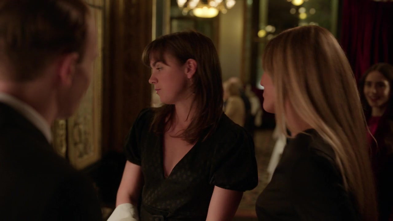 Emily_in_Paris_S01E04_A_Kiss_Is_Just_A_Kiss_720p_NF_WEB-DL_DDP5_1_x264-BTN_0805.jpg Emily_in_Paris_S01E04_A_Kiss_Is_Just_A_Kiss_720p_NF_WEB-DL_DDP5_1_x264-BTN_0805.jpg