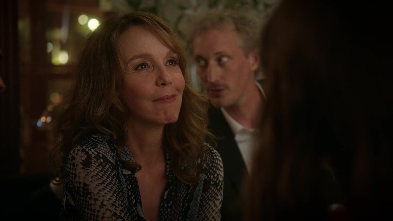 Emily_in_Paris_S01E04_A_Kiss_Is_Just_A_Kiss_720p_NF_WEB-DL_DDP5_1_x264-BTN_1001.jpg Emily_in_Paris_S01E04_A_Kiss_Is_Just_A_Kiss_720p_NF_WEB-DL_DDP5_1_x264-BTN_1001.jpg